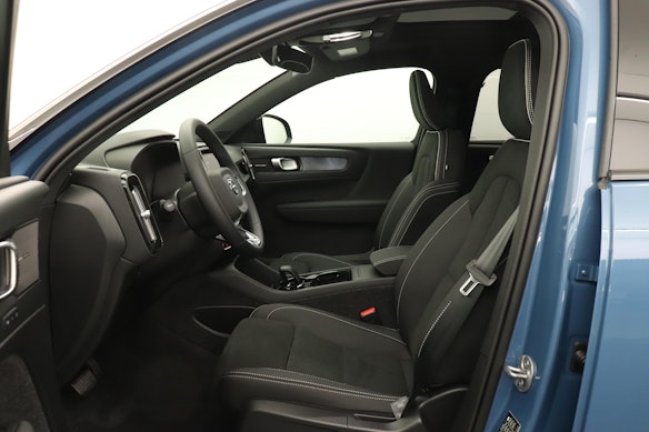 VOLVO EX40 Twin Ultra AWD 2