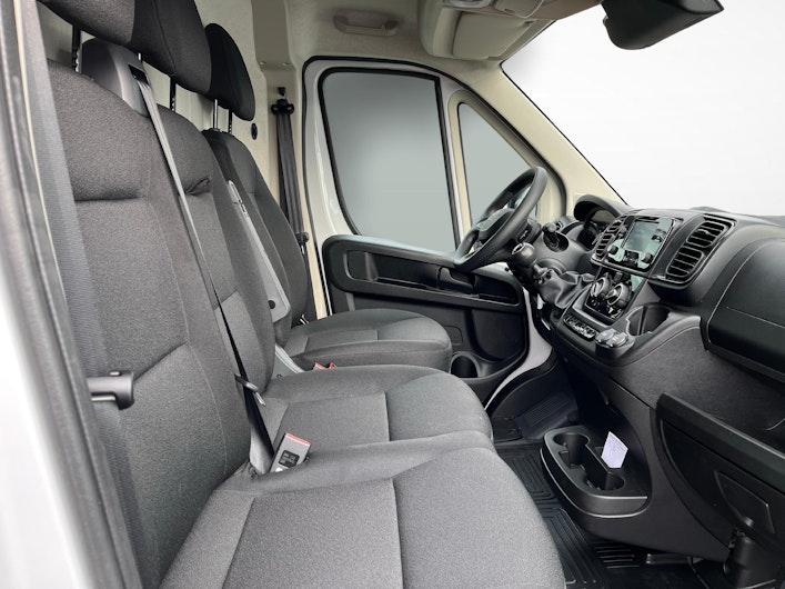 Vehicle image TOYOTA PROACE MAX