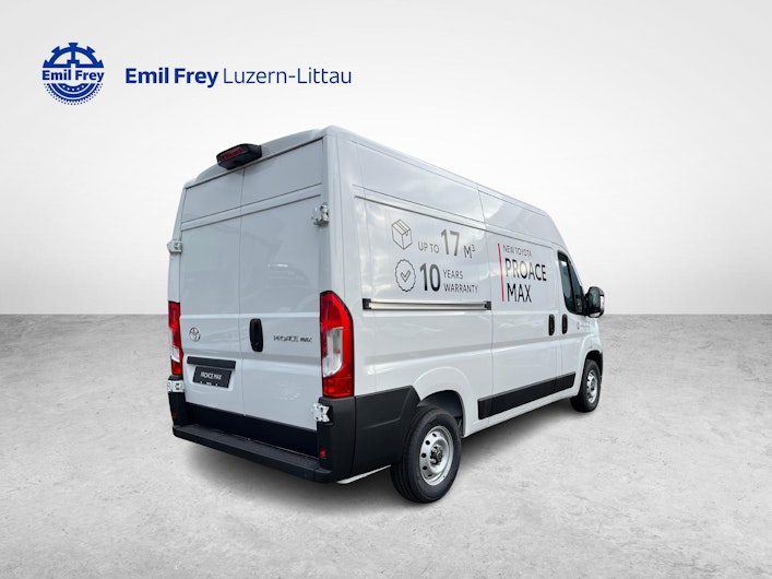 Vehicle image TOYOTA PROACE MAX
