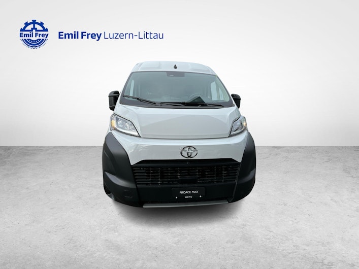 Vehicle image TOYOTA PROACE MAX