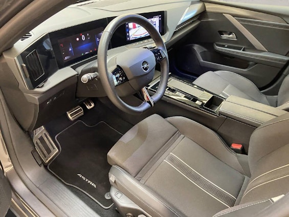 Vehicle image 12 Vehicle image 12