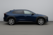 First vehicle image