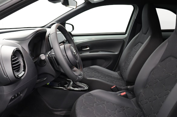 TOYOTA Aygo X 1.0 VVT-i Style 2