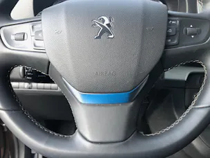 Peugeot Traveller Standard 2.0 BlueHDi 180 Allure S/S