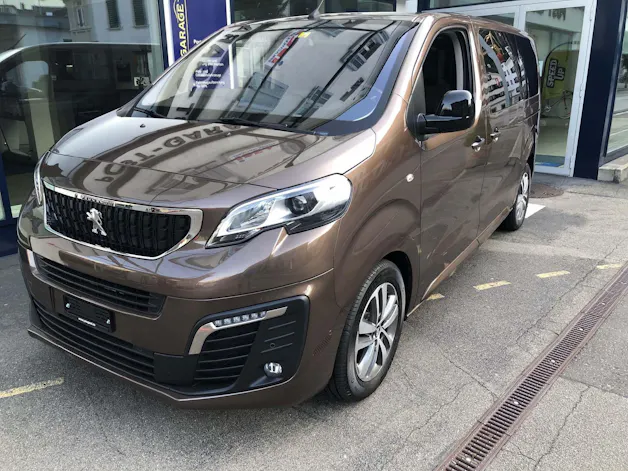 Peugeot Traveller Standard 2.0 BlueHDi 180 Allure S/S