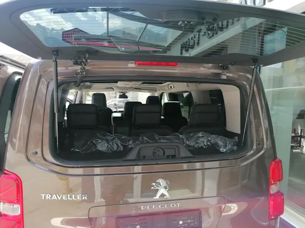 Peugeot Traveller Standard 2.0 BlueHDi 180 Allure S/S