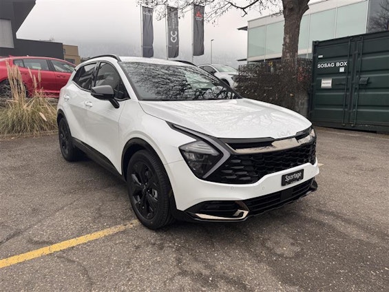 First vehicle image