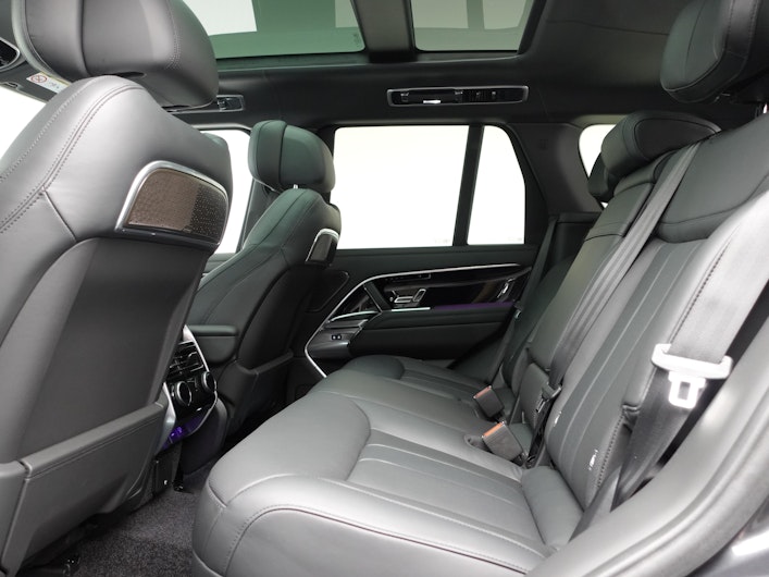 Vehicle image LAND ROVER RANGE ROVER