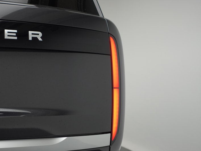 Vehicle image LAND ROVER RANGE ROVER