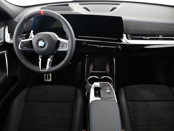 Vehicle image BMW X2