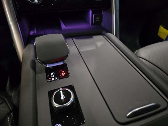 Vehicle image 11 Vehicle image 11