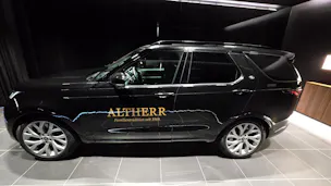 Land Rover Discovery 3.0 D I6 300 Metropolitan Edition