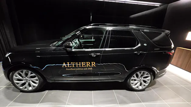 Land Rover Discovery 3.0 D I6 300 Metropolitan Edition