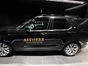 Land Rover Discovery 3.0 D I6 300 Metropolitan Edition