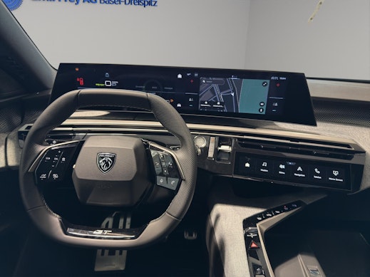 PEUGEOT 5008 1.6 PHEV GT 3