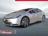 First vehicle image
