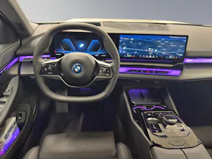 BMW i5 eDrive40