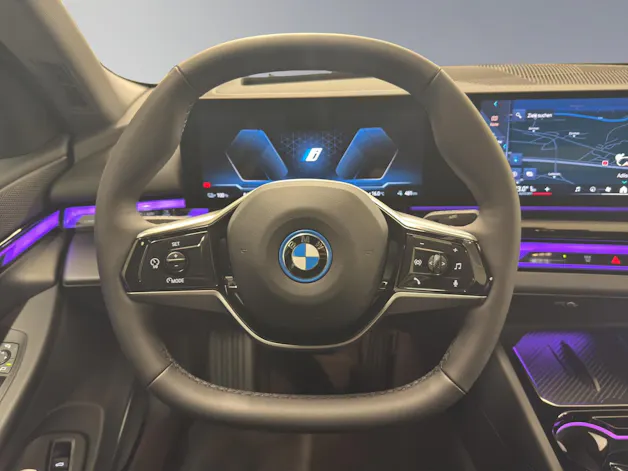 BMW i5 eDrive40