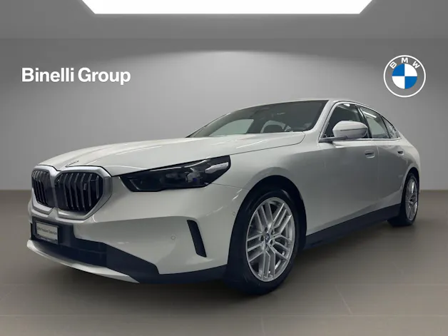 BMW i5 eDrive40