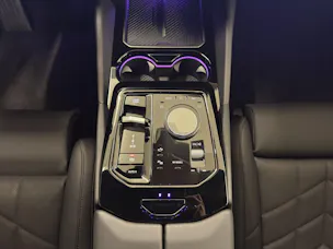 BMW i5 eDrive40