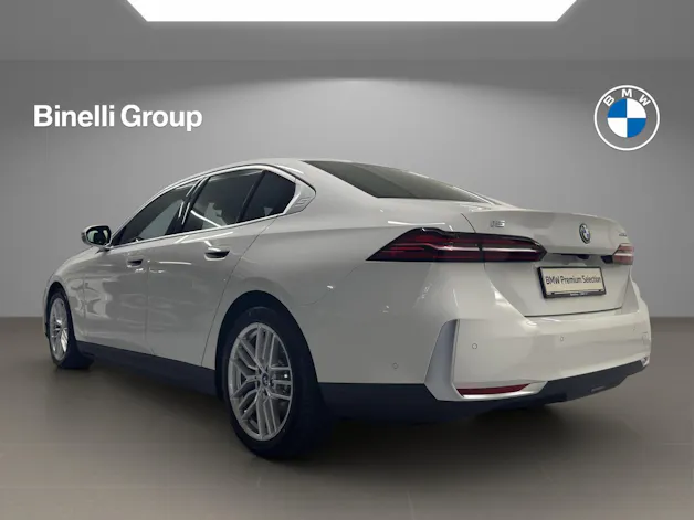 BMW i5 eDrive40
