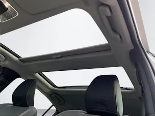 Toyota Prius 2.0 Plug-In-Hybrid Style