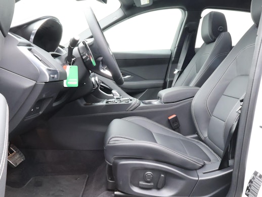 JAGUAR E-Pace 1.5 T 270e R-Dynamic SE AWD 2