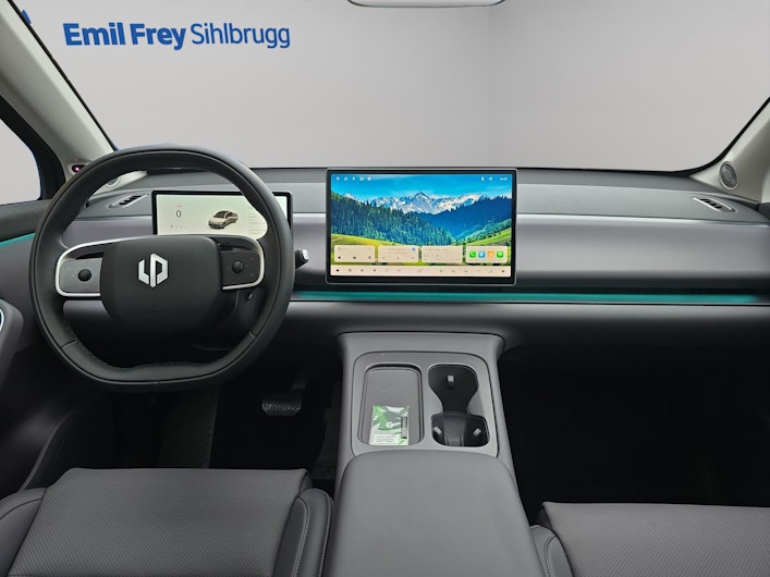 Vehicle image LEAPMOTOR C10