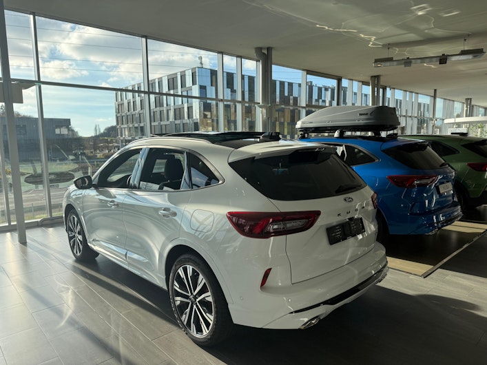 Vehicle image FORD KUGA