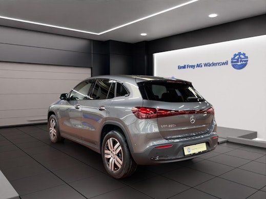 MERCEDES-BENZ EQA 250+ Electric Art Line 3