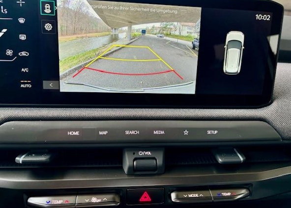 Vehicle image 16 Vehicle image 16