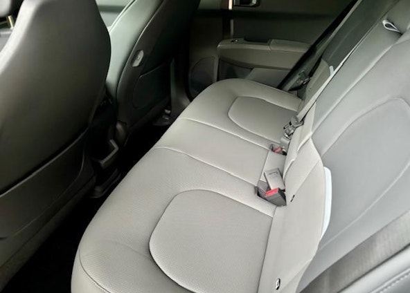 Vehicle image 13 Vehicle image 13