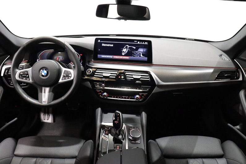 Vehicle image BMW 5 SERIES