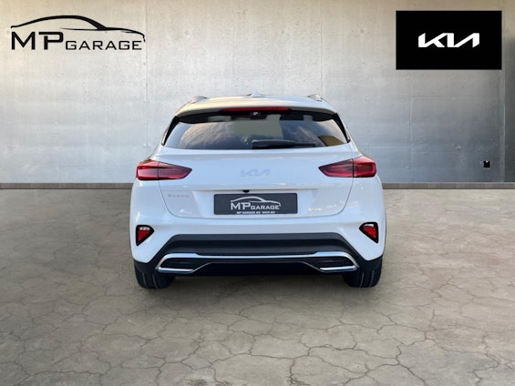 Vehicle image 5 Vehicle image 5