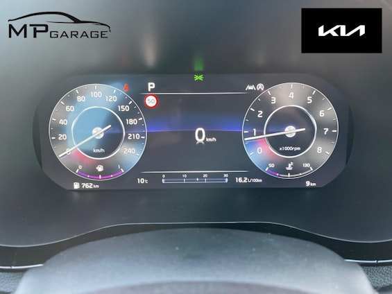 Vehicle image 9 Vehicle image 9