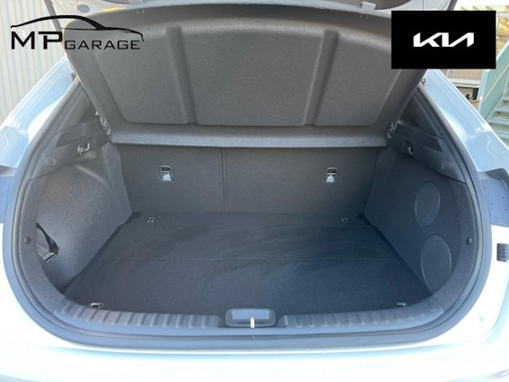 Vehicle image 6 Vehicle image 6