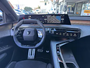 Peugeot 5008 1.2 Hybrid GT