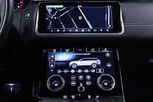 Vehicle image LAND ROVER Range Rover Velar 2.0 T 300 R-Dynamic HSE