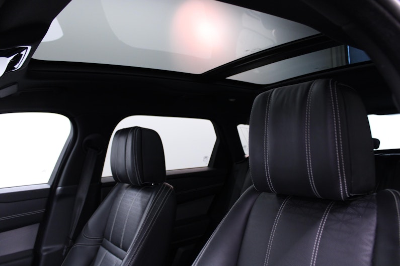 Vehicle image LAND ROVER RANGE ROVER VELAR