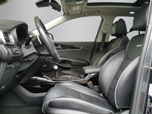 KIA Sorento 2.2 CRDi Style 7P 2