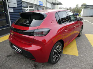 Peugeot 208 1.2 Hybrid Allure