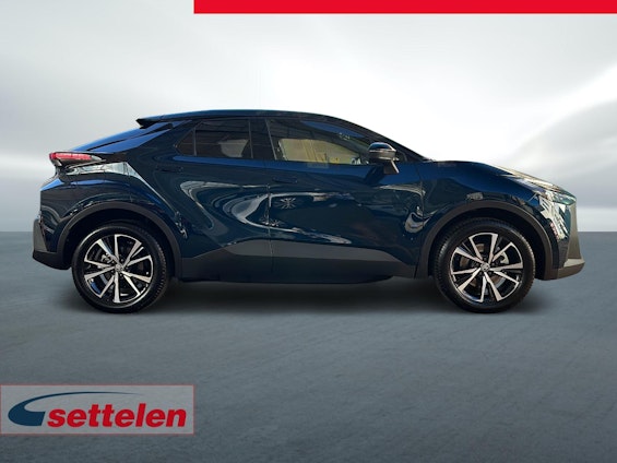 Vehicle image 3 Vehicle image 3