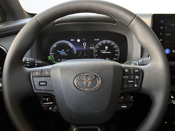 Vehicle image 15 Vehicle image 15