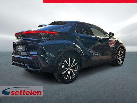 Vehicle image 4 Vehicle image 4