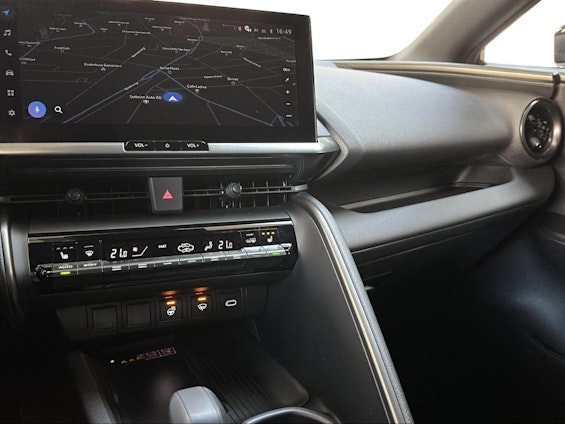 Vehicle image 12 Vehicle image 12