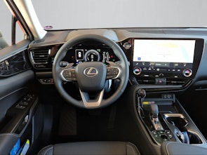Vehicle image LEXUS NX 450h+ Comfort