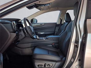 Vehicle image LEXUS NX 450h+ Comfort