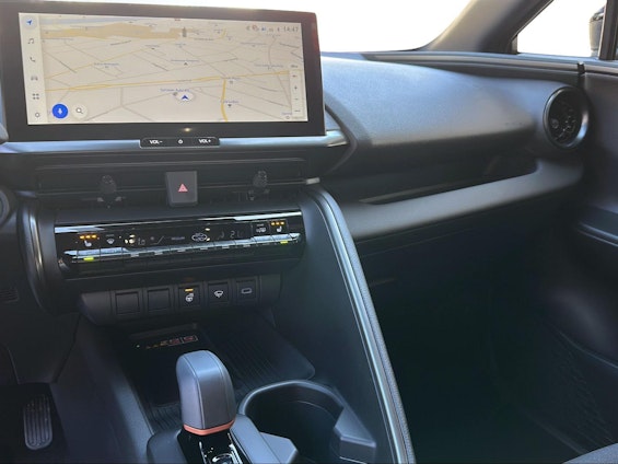 Vehicle image 28 Vehicle image 28