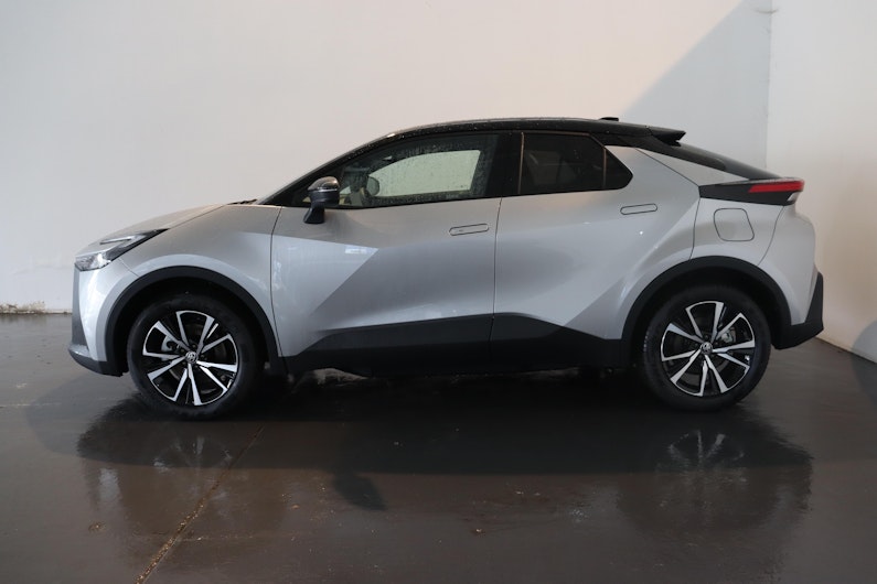 Vehicle image TOYOTA C-HR
