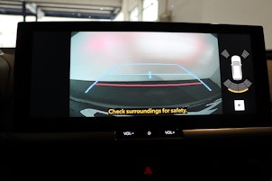 Vehicle image TOYOTA C-HR 2.0 PHEV Swiss Edition